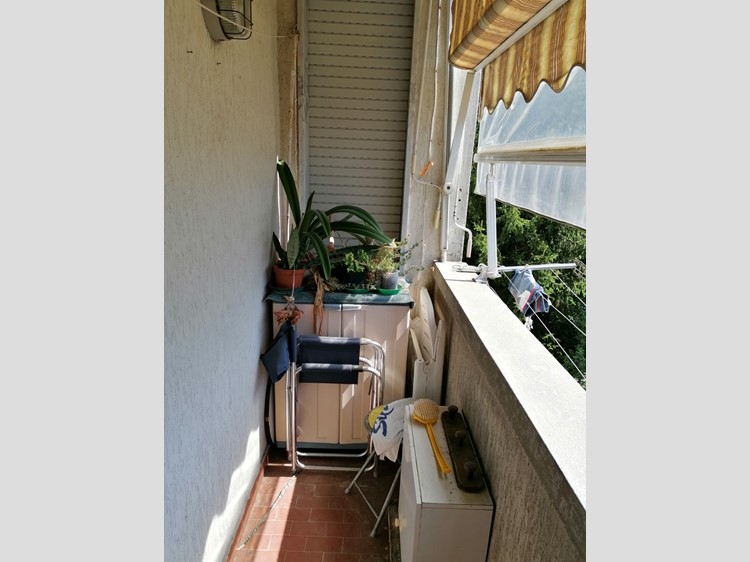 Appartamento in Vendita a Carrara, zona Avenza, 175'000€, 112 m²