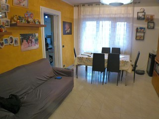 Appartamento in Vendita a Carrara, zona Avenza, 190'000€, 105 m², arredato