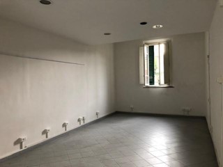 Ufficio in Affitto a Empoli, 400&euro;, 40 m²