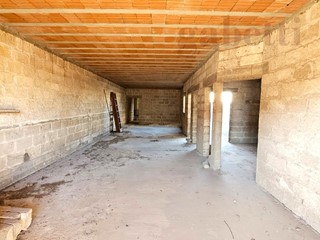 Appartamento in Vendita a Copertino, 98'000€, 380 m²