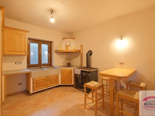 Casa Indipendente in Vendita a Piana Crixia, 198'000€, 150 m², con Box