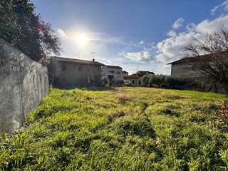 Terreno industriale in Vendita a Santo Stefano di Magra, 80'000€, 200 m²