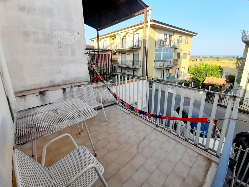 Casa Indipendente in Vendita a Fiumefreddo di Sicilia, zona Castello , 50'000&euro;, 74 m²