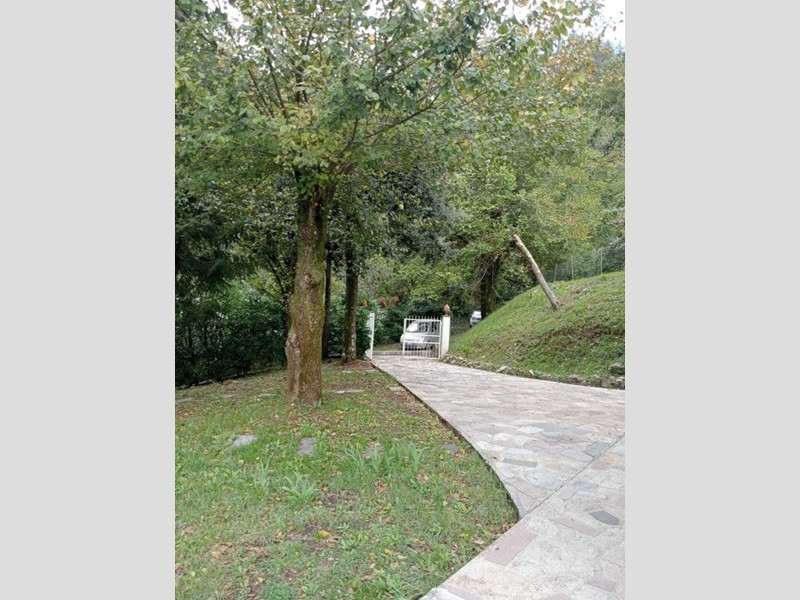 Casa Indipendente in Vendita a Fosdinovo, 280'000&euro;, 160 m²