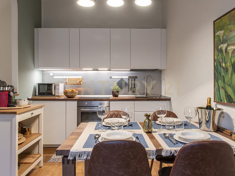 Trilocale in Affitto a Milano, 1'850€, 65 m², arredato