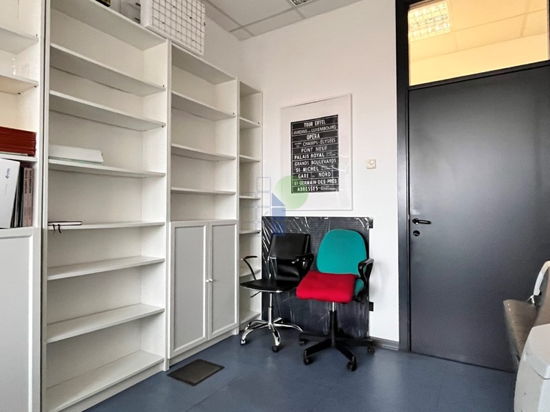 Ufficio in Affitto a Livorno, zona Coteto, 350€, 30 m²