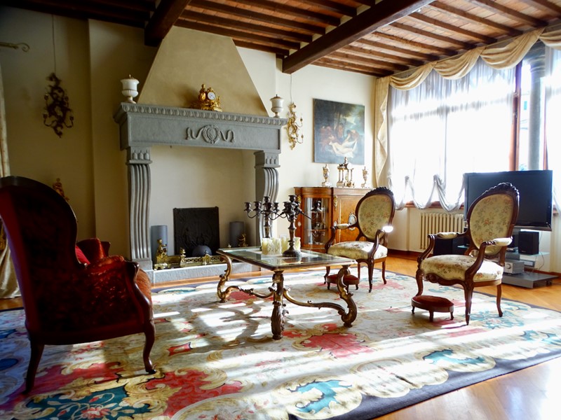 Appartamento in Affitto a San Miniato, 1'200€, 100 m², arredato