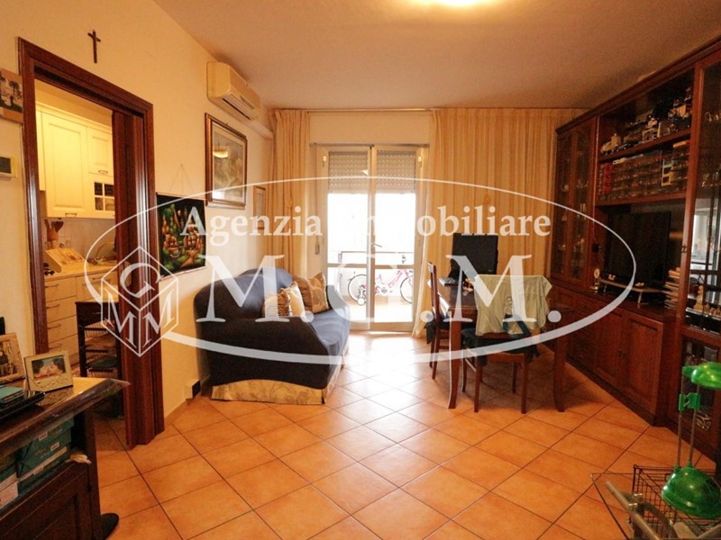 Quadrilocale in Vendita a Cascina, 150'000€, 90 m²