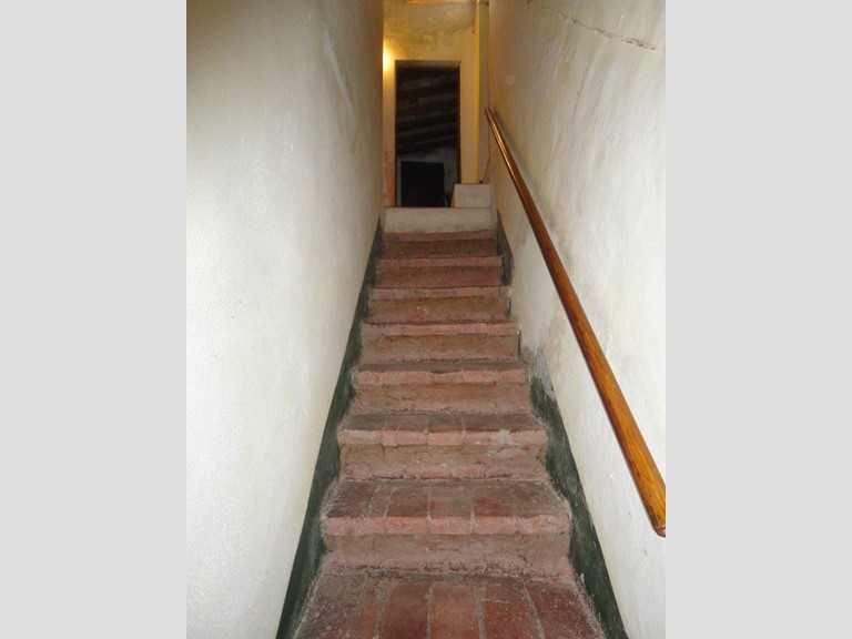 Appartamento in Vendita a Palaia, 59'000€, 70 m², arredato