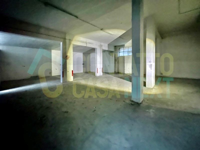 Box in Vendita a Castelplanio, zona Macine-borgo Loreto, 69'000€, 240 m²