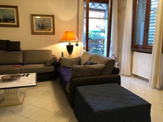 Casa Indipendente in Vendita a Vinci, zona Spicchio, 450'000€, 185 m², arredato, con Box