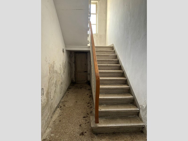 Appartamento in Vendita a Terricciola, zona Selvatelle, 90'000€, 107 m²