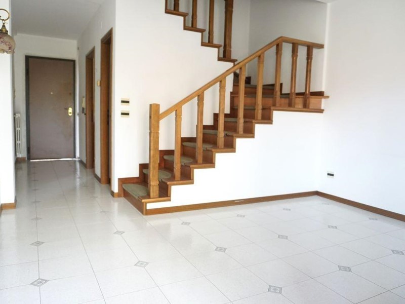 Appartamento in Vendita a Pontedera, 155'000€, 105 m², arredato