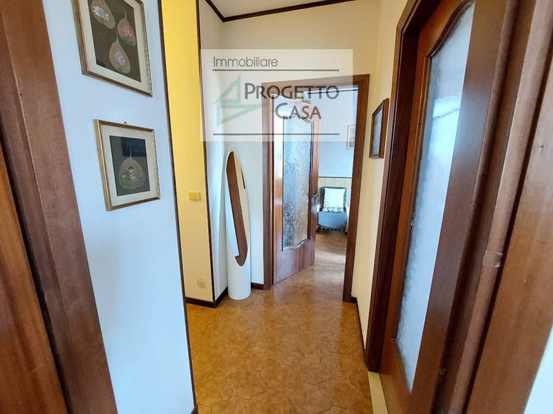 Quadrilocale in Vendita a Omegna, 88'000€, 100 m²