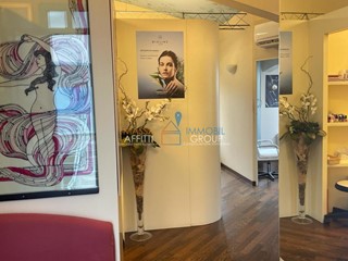 Attività commerciale in Vendita a Massa, 42'000&euro;, 60 m², arredato