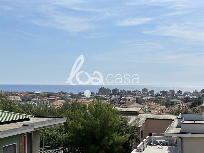 Trilocale in Vendita a Borghetto Santo Spirito, zona collina, 229'000€, 75 m²