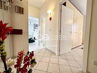 Trilocale in Vendita a Loano, zona mare, 255'000€, 75 m², arredato