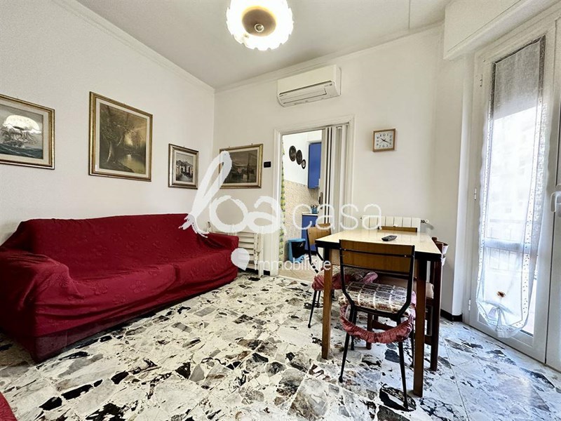 Trilocale in Vendita a Borghetto Santo Spirito, zona mare, 210'000€, 75 m², arredato