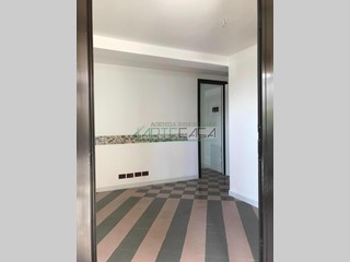 Magazzino in Vendita a Cascina, zona San Lorenzo Alle Corti, 45'000€, 34 m²