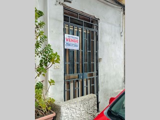 Immobile commerciale in Vendita a Messina, 18'000€, 49 m²