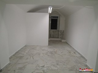 Negozio in Vendita a Carrara, 45'000€, 55 m²