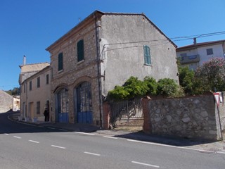 Trilocale in Vendita a Semproniano, 70'000€, 87 m², con Box