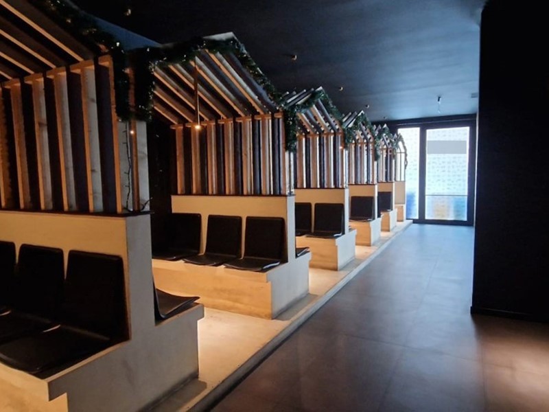 Negozio in Affitto a Cassino, 2'500€, 300 m², arredato