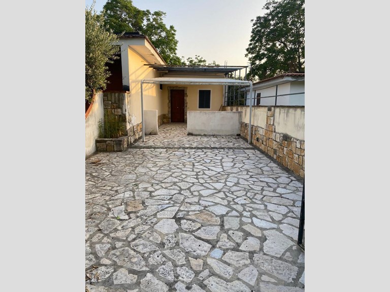 Casa Semi Indipendente in Vendita a Sarno, 75'000€, 80 m²