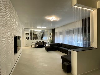 Villa in Vendita a Padova, zona Via Toti 5, 1'050'000€, 420 m²