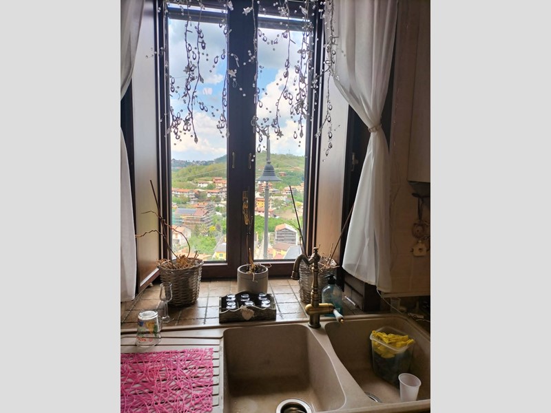 Casa Indipendente in Vendita a Capriglia Irpina, 62'000€, 130 m²