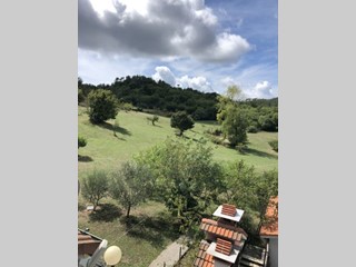 Attività commerciale in Vendita a Rocchetta di Vara, zona Veppo, 1'000'000€, 400 m²