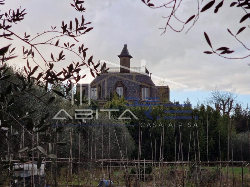 Villa in Vendita a Cascina, 1'500'000€, 650 m²