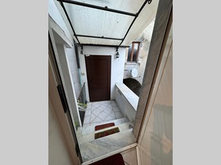 Trilocale in Vendita a Massa, 135'000€, 50 m², arredato