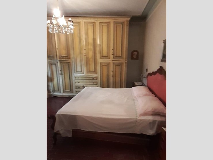 Quadrilocale in Vendita a Carrara, zona Fossola, 155'000€, 90 m², arredato