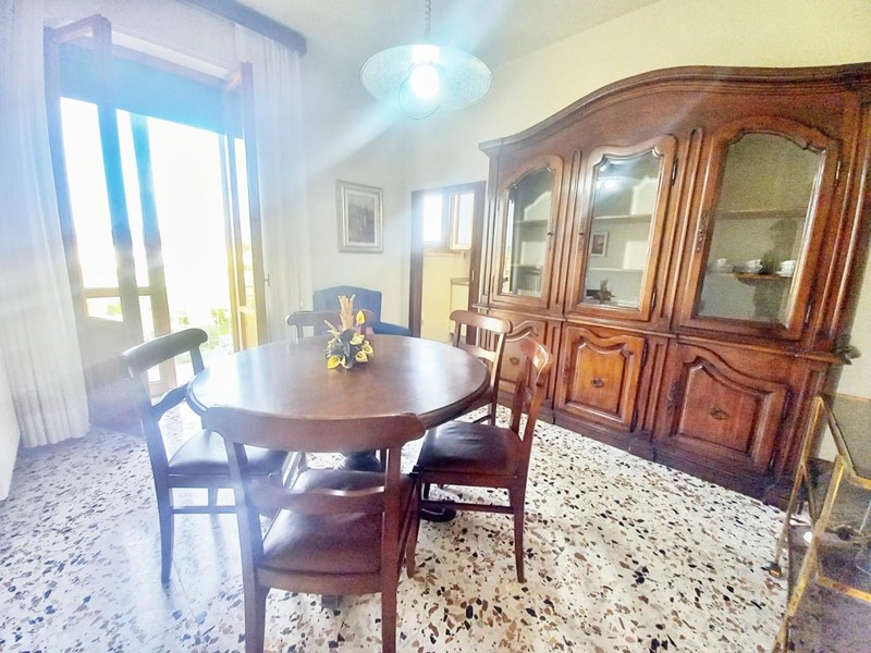Quadrilocale in Vendita a Castelfiorentino, 155'000€, 85 m², con Box