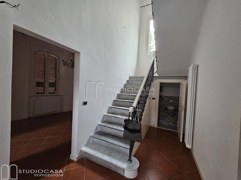 Casa Indipendente in Affitto a Pisa, 1'650€, 180 m²