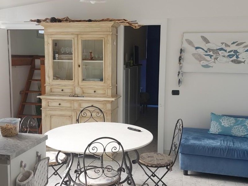 Bilocale in Vendita a Luni, zona Luni Mare, 115'000€, 65 m², arredato