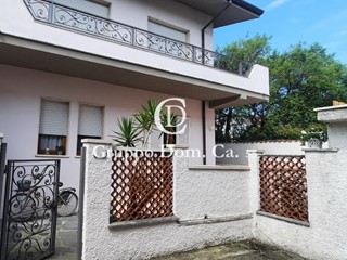 Villa in Affitto a Forte dei Marmi, 10'000€, 120 m², arredato