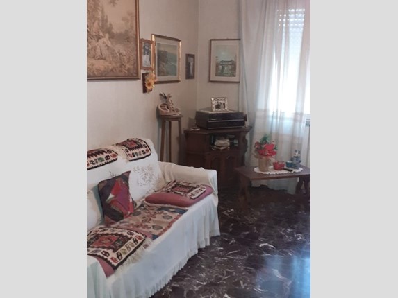 Quadrilocale in Vendita a Carrara, 155'000€, 90 m²
