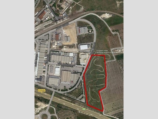 Terreno edificabile in Vendita a Grottaglie, 380'000€, 18000 m²