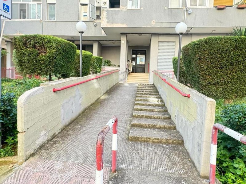 Trilocale in Vendita a Bari, 170'000€, 102 m²