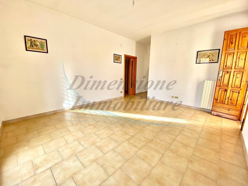 Appartamento in Vendita a Cecina, 315'000€, 130 m², con Box