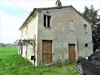 Casa Indipendente in Vendita a Corinaldo, 100'000€, 130 m²