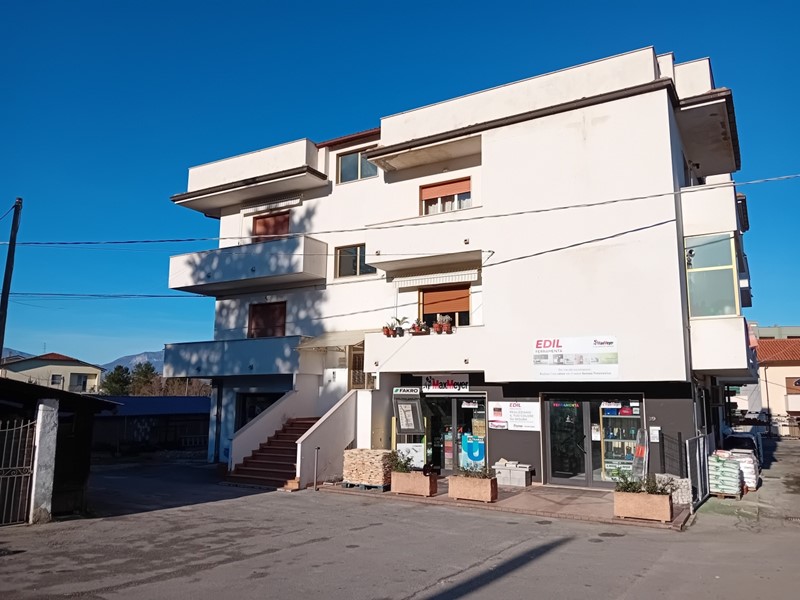 Appartamento in Vendita a Manoppello, zona Scalo, 95'000€, 93 m²