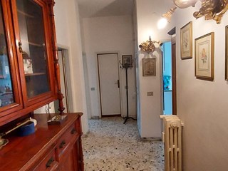 Quadrilocale in Vendita a Sesto Fiorentino, zona centrale, 275'000€, 85 m², con Box