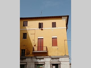 Quadrilocale in Vendita a Civita Castellana, zona Centro storico, 34'000€, 46 m², arredato