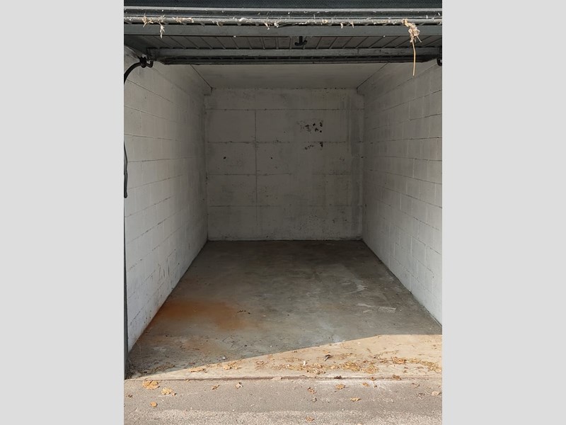 Box in Affitto a Reggio Emilia, zona canalina, 110&euro;, 14 m²