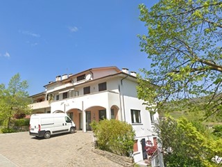 Immobile commerciale in Vendita a Morfasso, 70'000€, 100 m², con Box