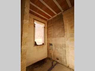 Appartamento in Vendita a San Donaci, zona Via Frassaniti 34, 120'000€