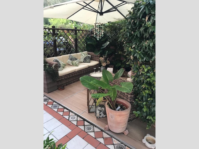 Casa Semi Indipendente in Vendita a Carrara, zona Avenza, 290'000€, 200 m², arredato